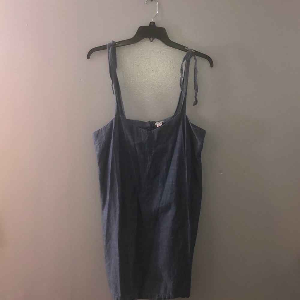 Linen dress.